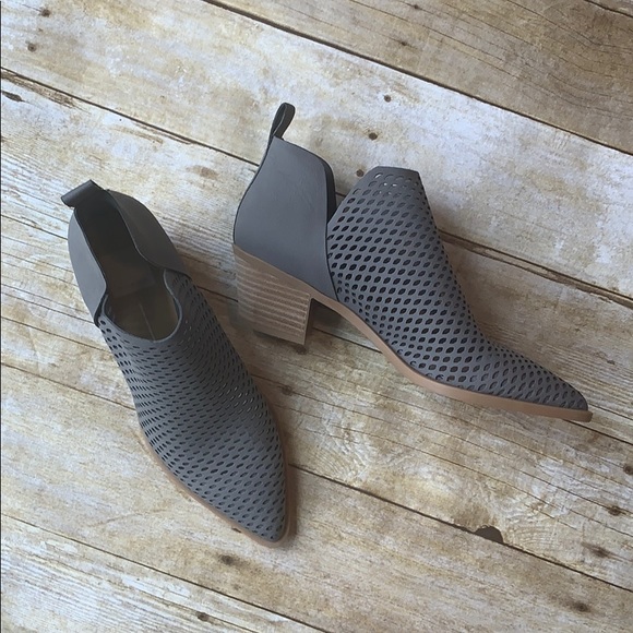 Dolce Vita Shoes - Dolce Vita Sher Spring/Summer Bootie (NWOT)
